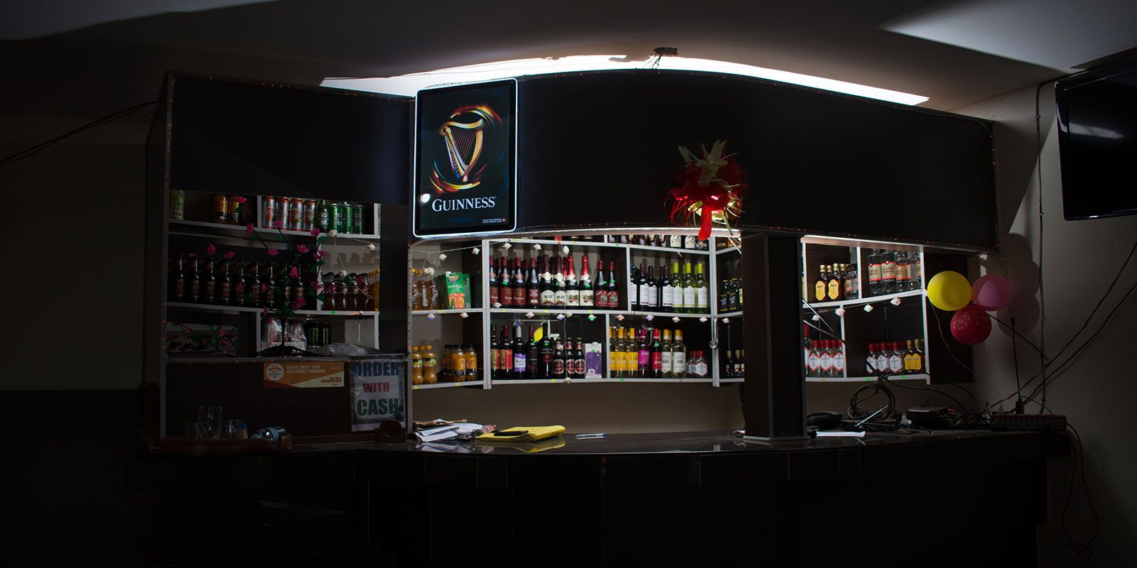 bar